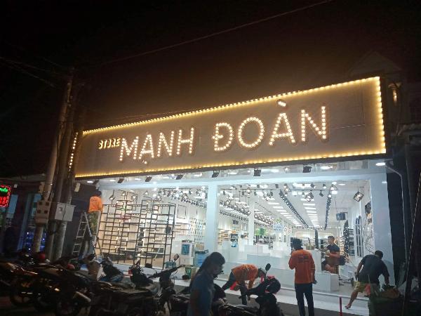BẢNG HIỆU AU - LED