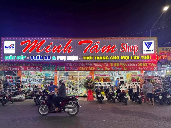 BẢNG TOLE SÓNG - CHỮ MICA LED